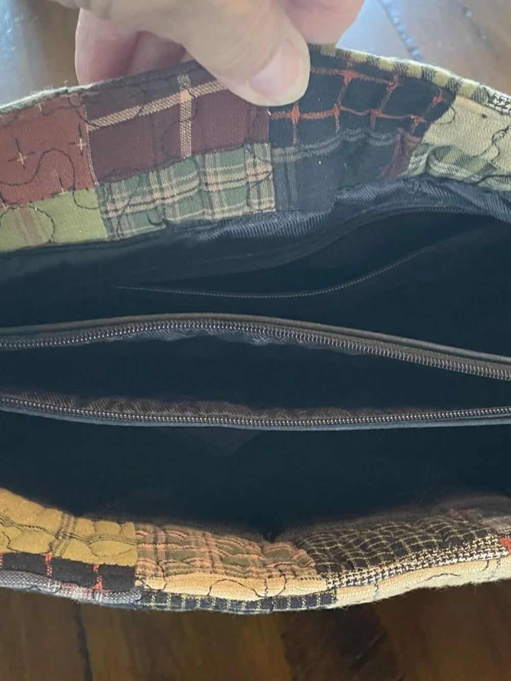 Donna Sharp Crossbody/Messenger Bag Quilted Patchwork